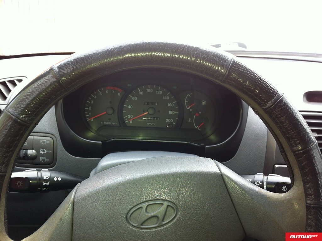 Hyundai Accent 1.3 2002 года за 107 974 грн в Киеве