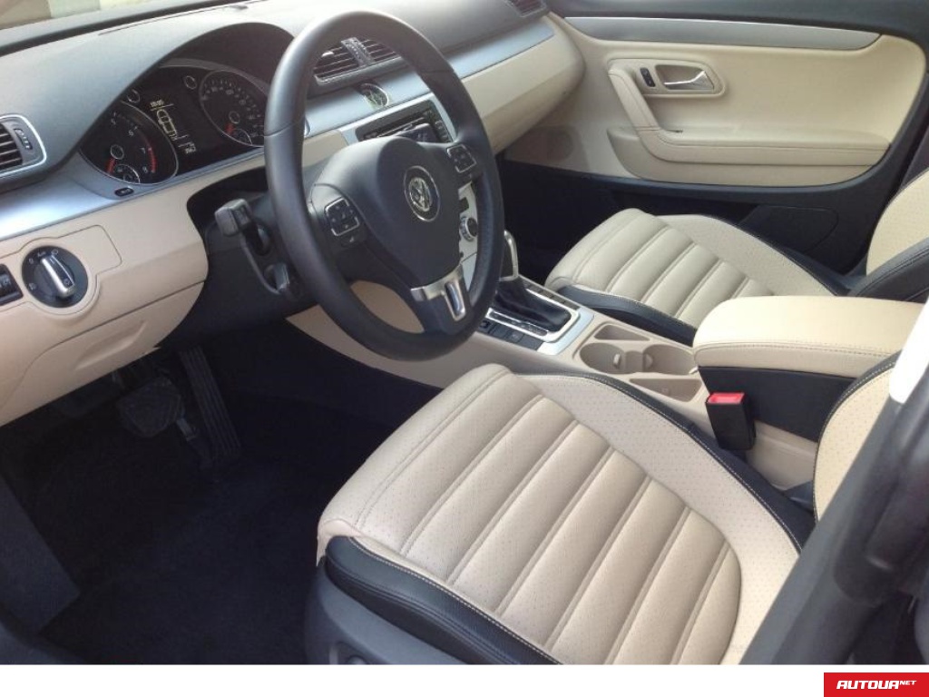 Volkswagen Passat 2.0 2013 года за 501 732 грн в Киеве