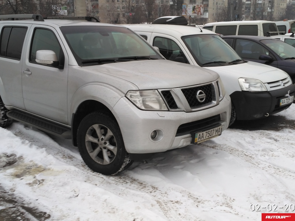 Nissan Pathfinder  2012 года за 612 755 грн в Киеве
