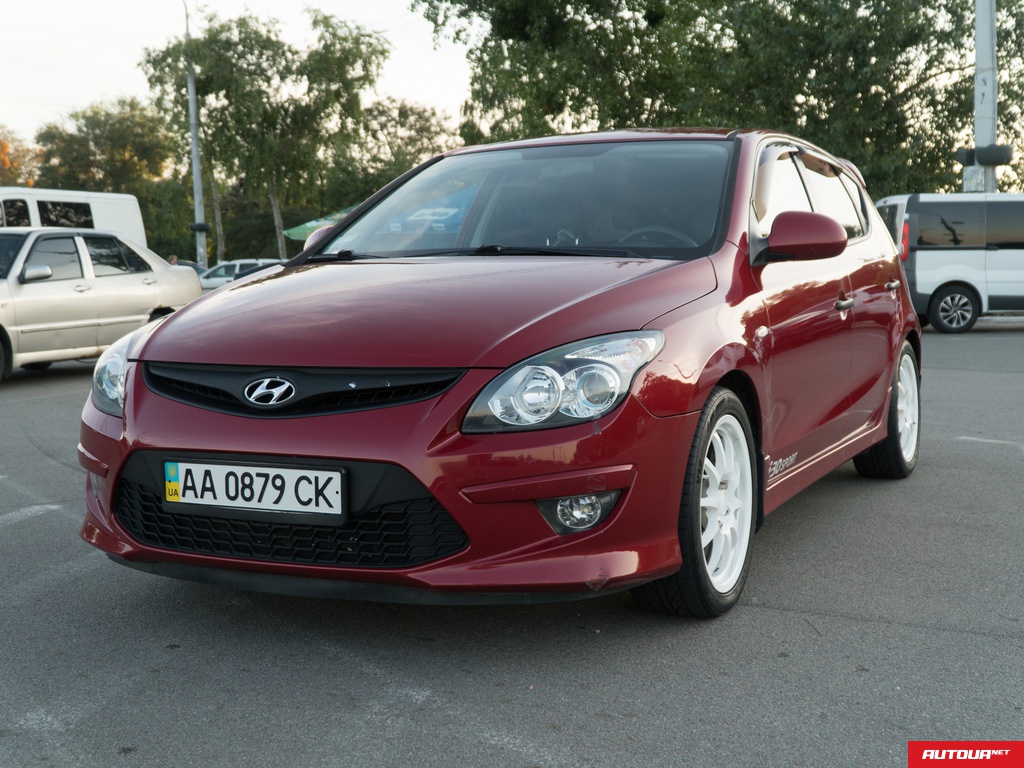 Hyundai i30 1,6 AT Comfort 2011 года за 295 202 грн в Киеве