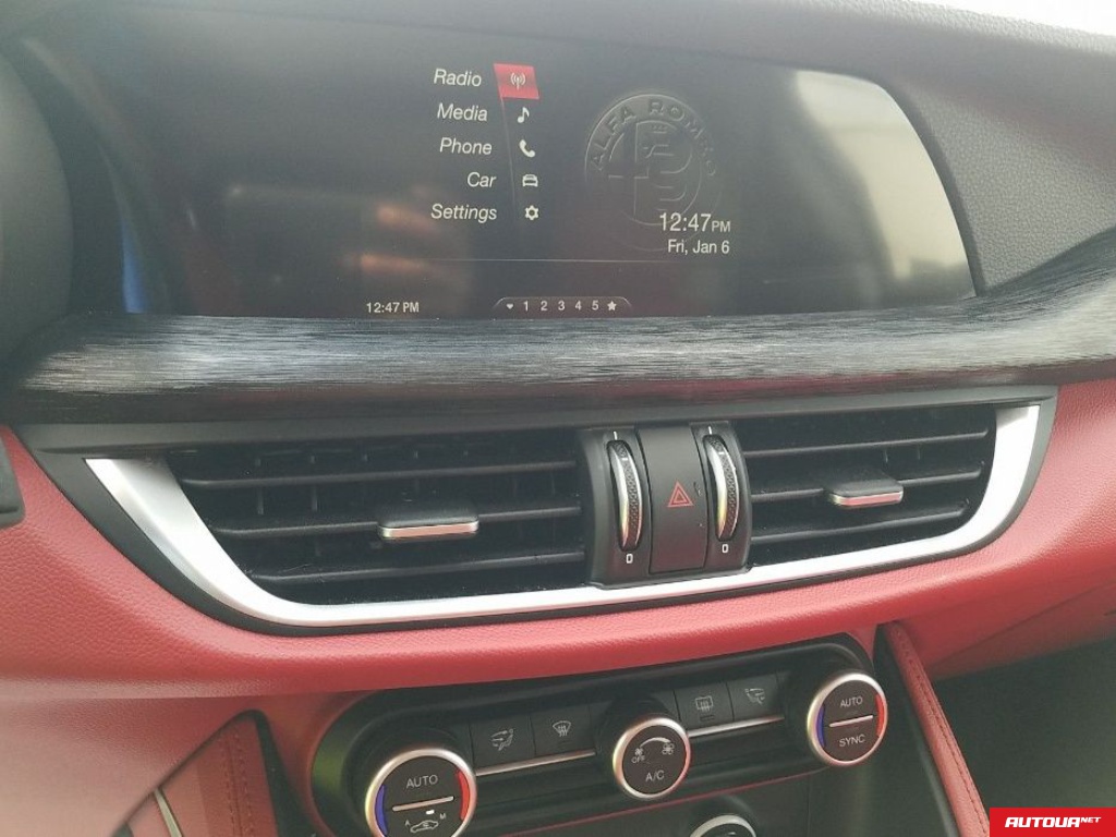 Alfa Romeo Stelvio  2019 года за 526 768 грн в Киеве