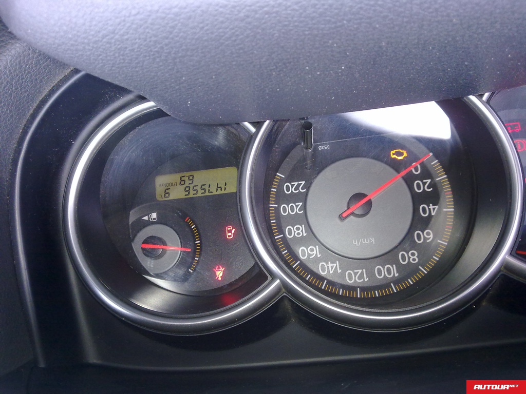 Nissan Tiida 1.6 MT Elegance 2007 года за 364 414 грн в Киеве