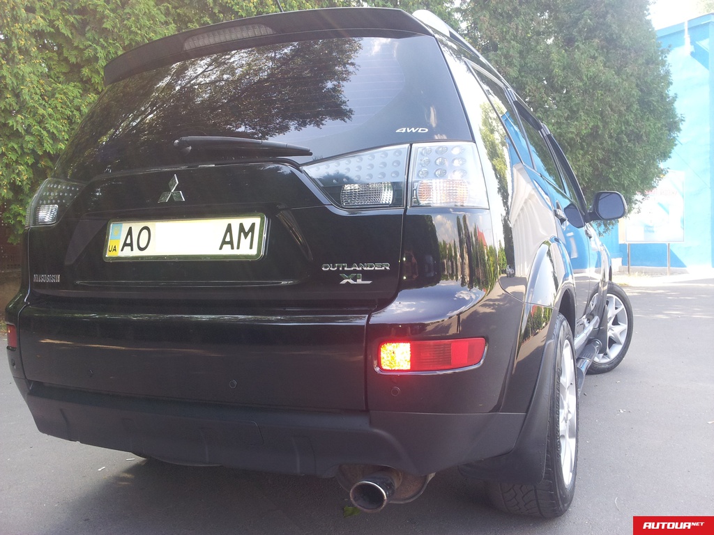 Mitsubishi Outlander ГАЗ/Бензин 2008 года за 550 669 грн в Ужгороде