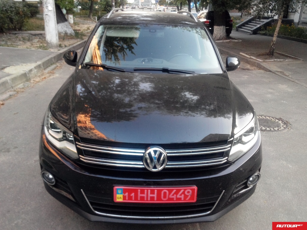 Volkswagen Tiguan 2.0 TSI 2012 года за 688 337 грн в Киеве