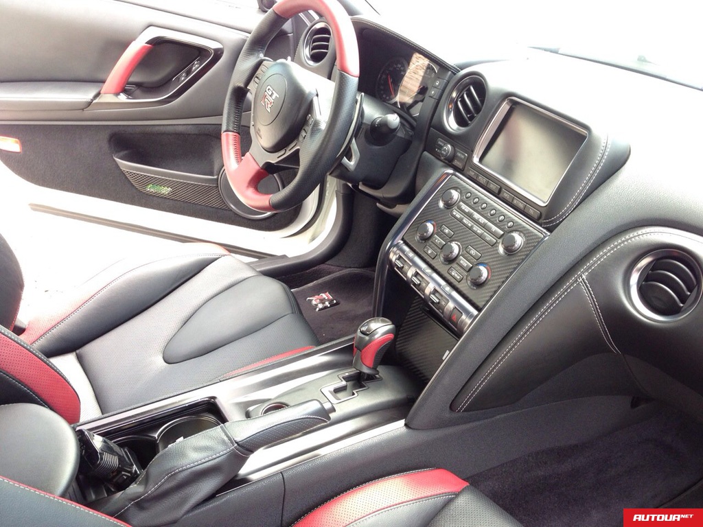 Nissan GT-R GT-R BLACK EDITION 2013 года за 2 429 424 грн в Киеве