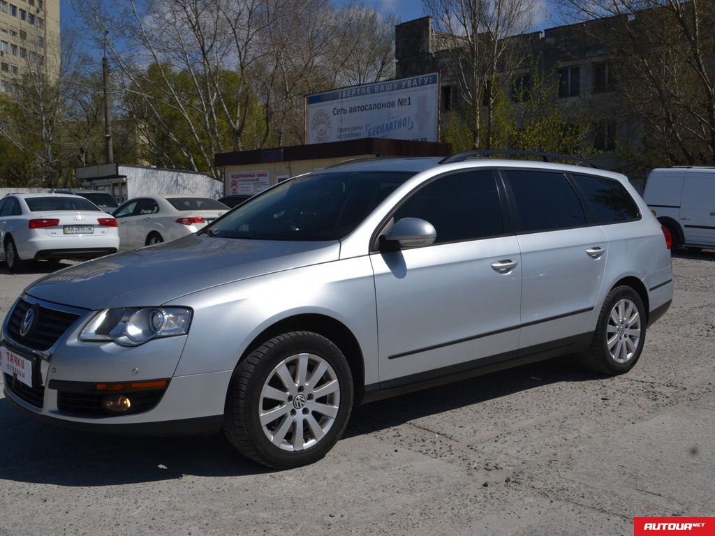 Volkswagen Passat Variant 2010 года за 327 445 грн в Киеве