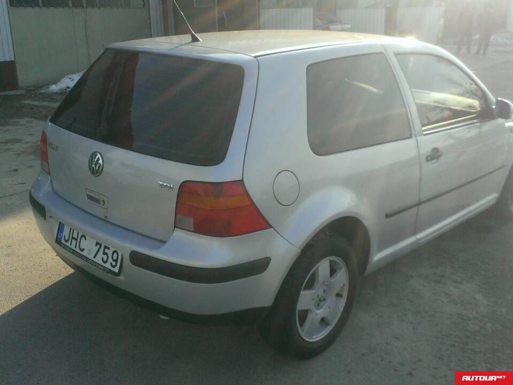 Volkswagen Golf  2001 года за 44 501 грн в Киеве