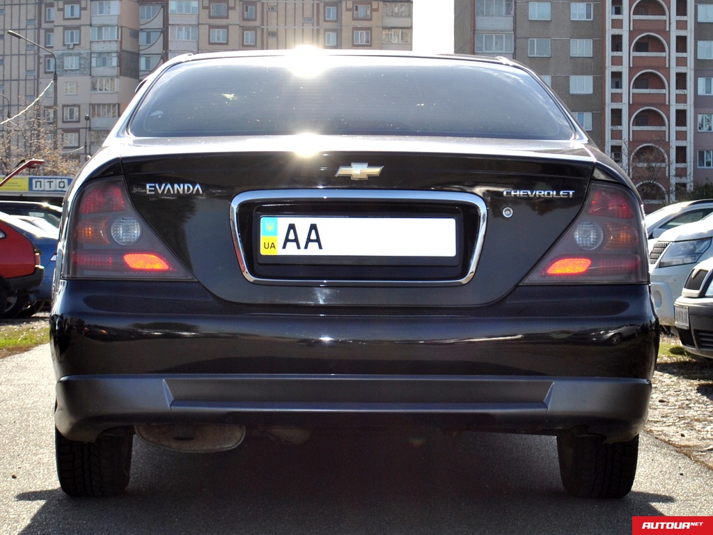 Chevrolet Evanda 2,0 2005 года за 291 531 грн в Киеве