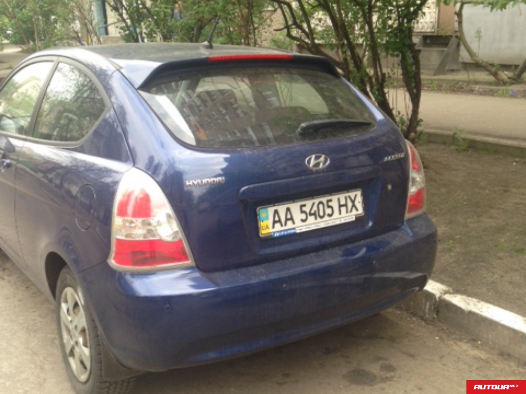 Hyundai Accent 1.6 AT 3dr 2008 года за 256 439 грн в Киеве