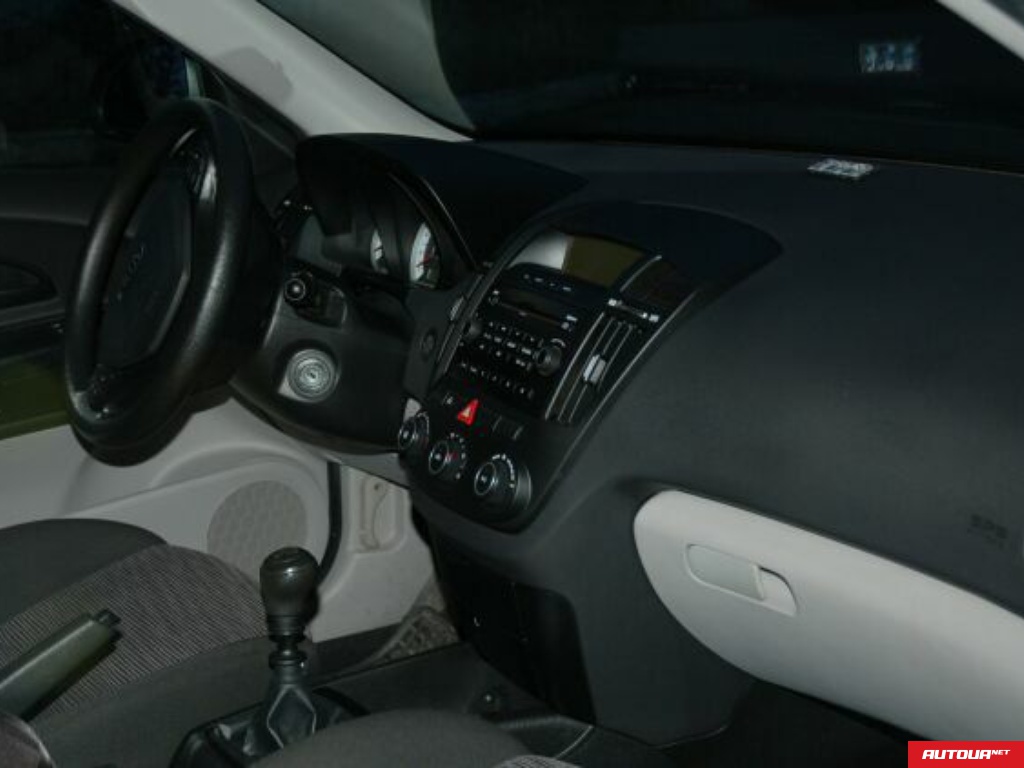Kia Ceed 1,6 CRDI 2008 года за 429 198 грн в Виннице