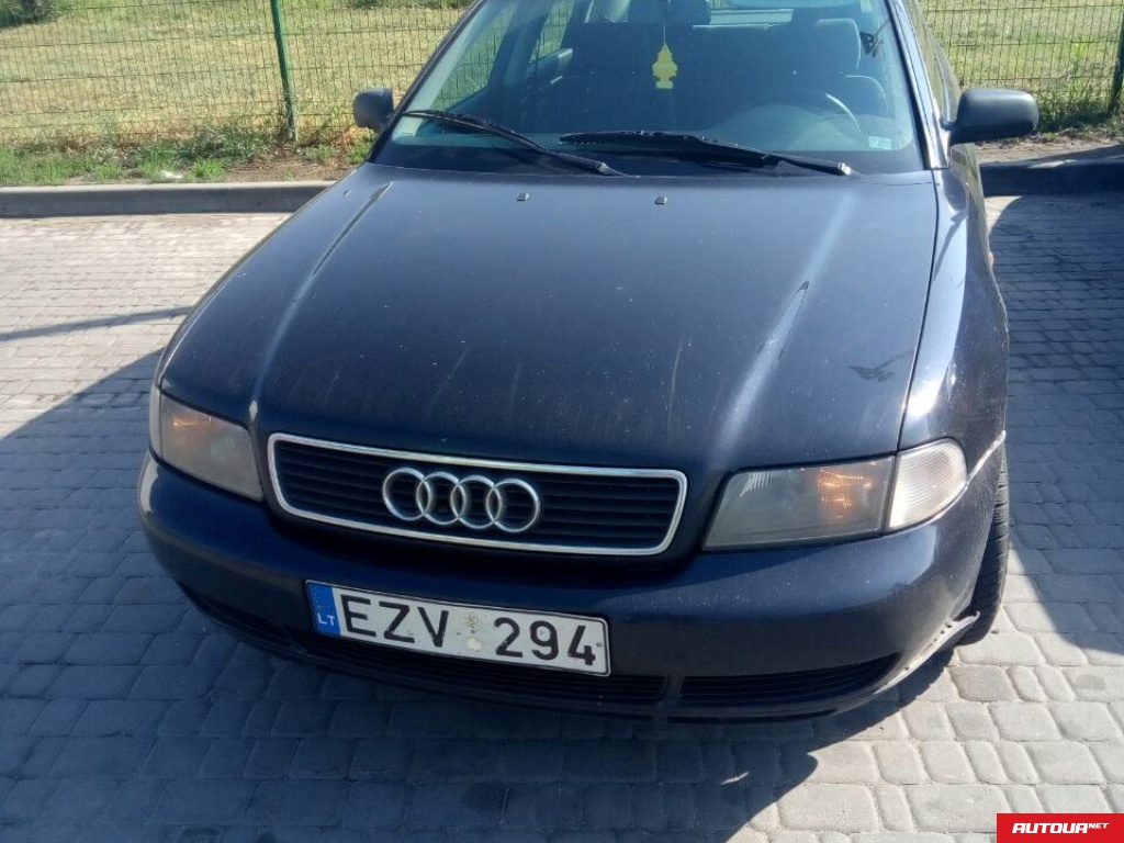 Audi A4  1996 года за 36 267 грн в Киеве