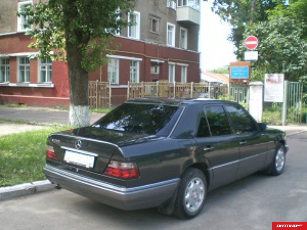 Mercedes-Benz E 220  1994 года за 89 000 грн в Сумах