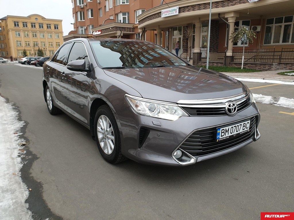 Toyota Camry Elegance 2015 года за 610 582 грн в Киеве