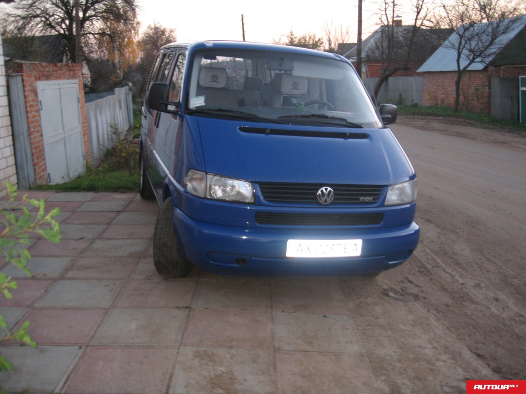 Volkswagen Mutlivan T-4 заводской пассажир 2000 года за 485 858 грн в Харькове