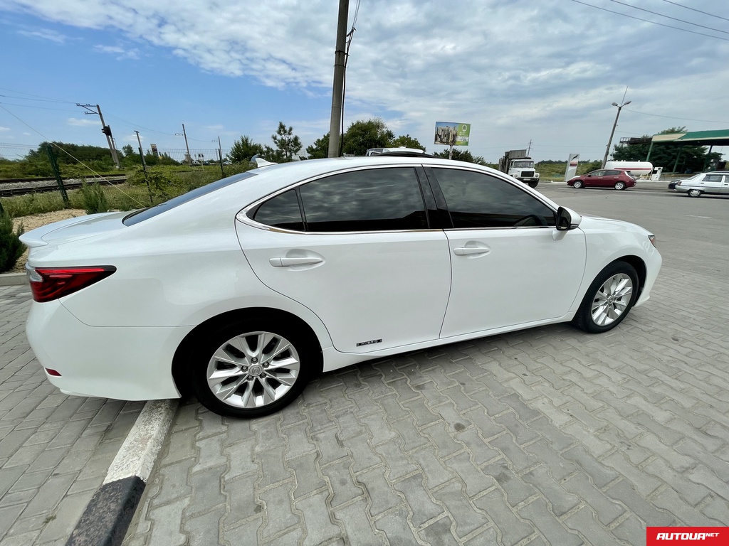 Lexus ES Hybrid 2012 года за 465 165 грн в Одессе