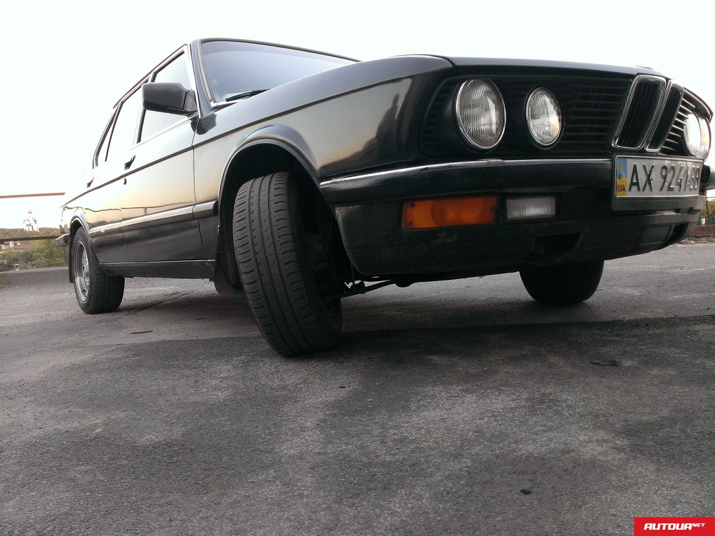 BMW 518i e28 1987 года за 94 478 грн в Харькове
