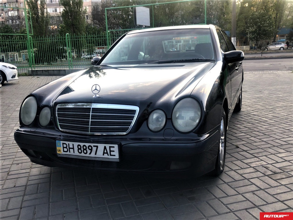 Mercedes-Benz E 220  1999 года за 133 263 грн в Одессе