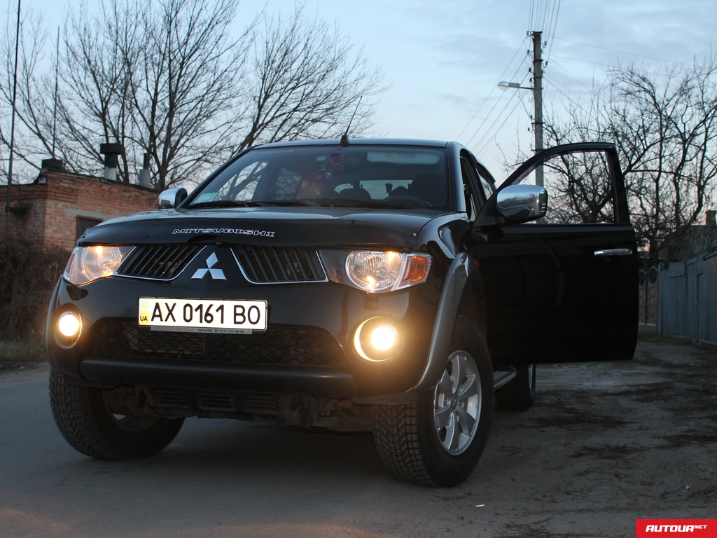 Mitsubishi L 200 2.5 турбодизель 2008 года за 539 872 грн в Харькове