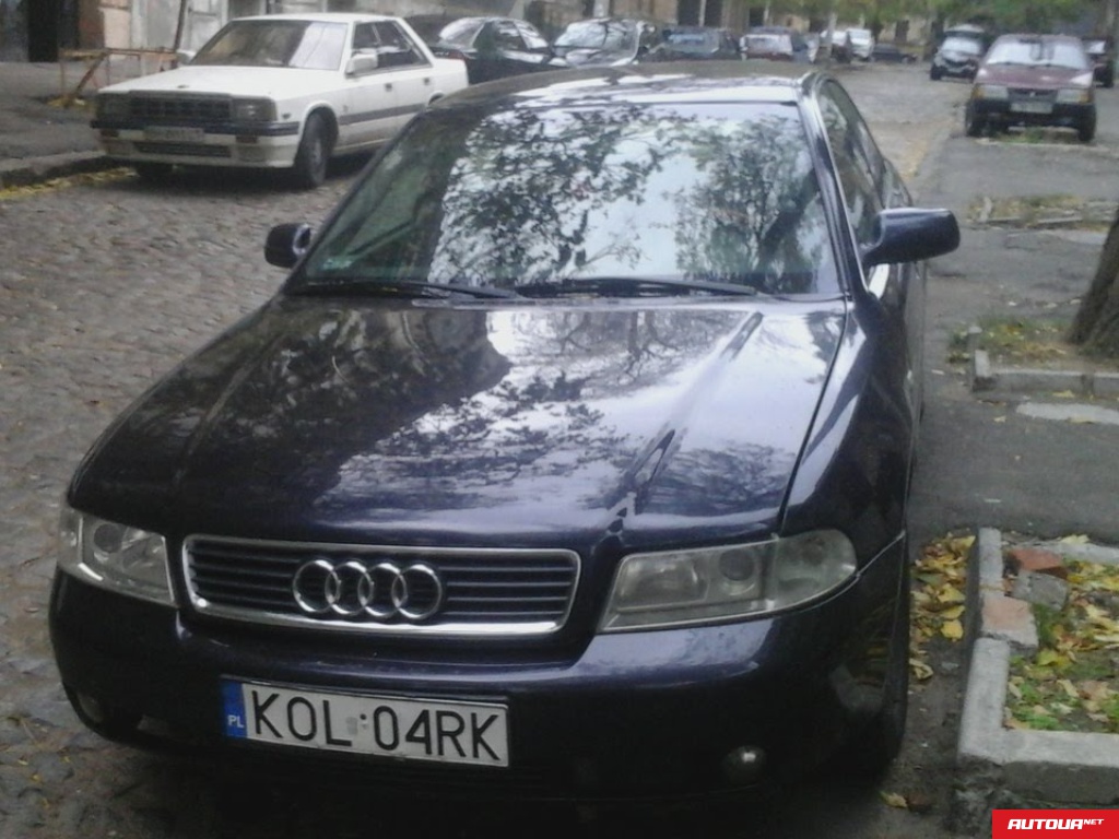 Audi A4  2000 года за 39 170 грн в Киеве