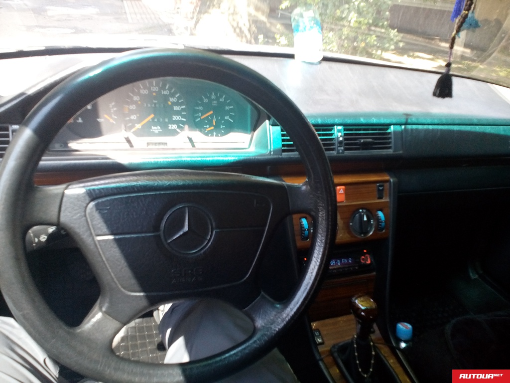 Mercedes-Benz E-Class  1994 года за 267 237 грн в Луцке