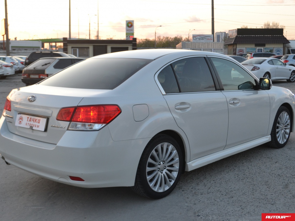 Subaru Legacy  2013 года за 568 444 грн в Киеве