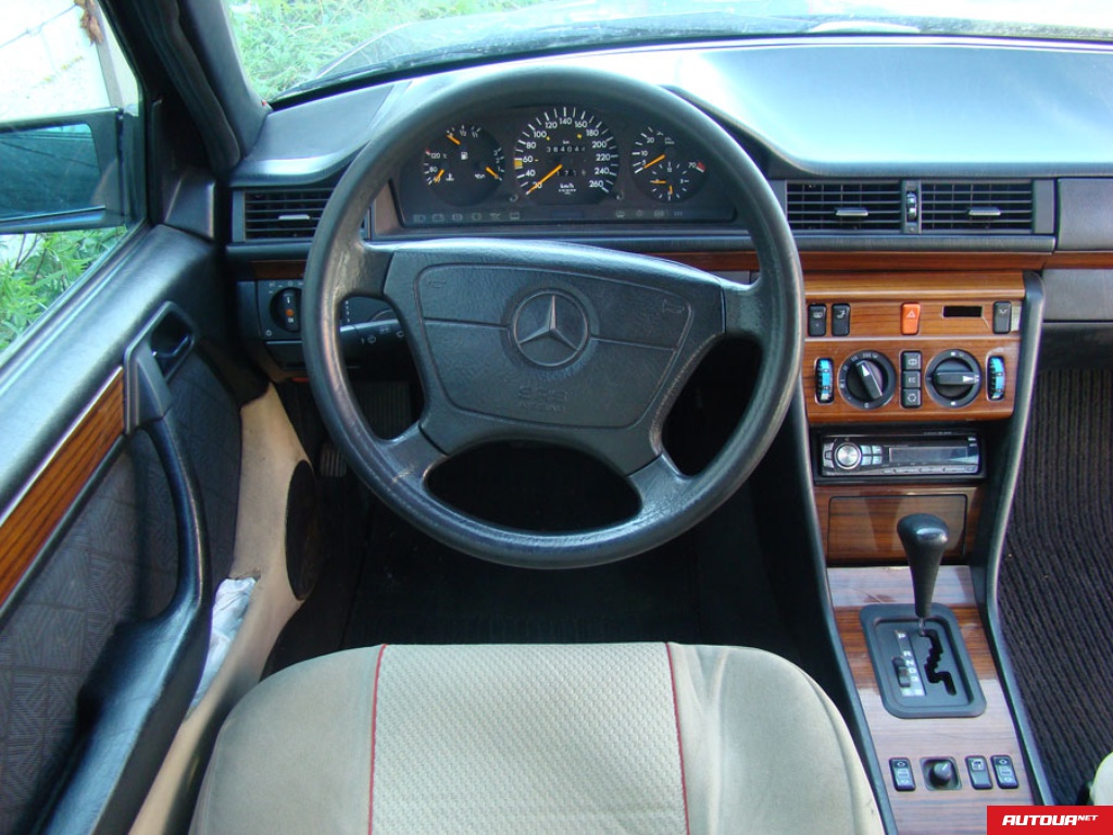 Mercedes-Benz E-Class 124 АКП климат 1995 года за 149 814 грн в Киеве