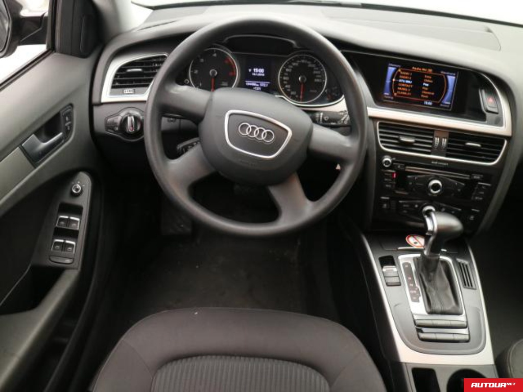 Audi A4  2014 года за 332 090 грн в Ужгороде