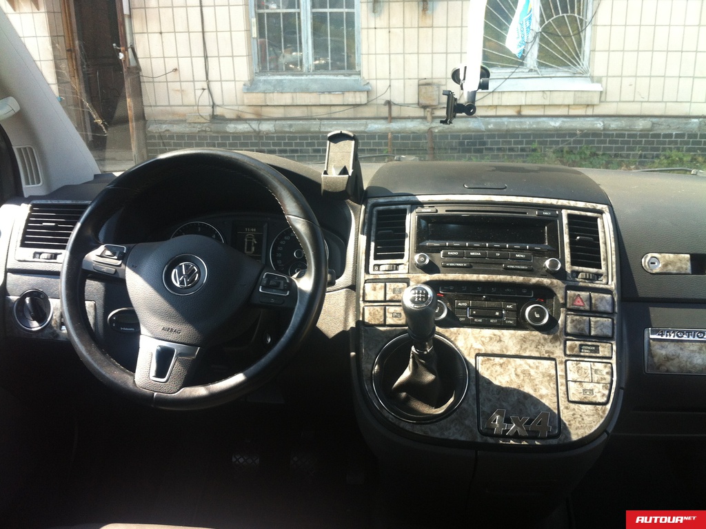 Volkswagen Multivan  2010 года за 944 776 грн в Киеве