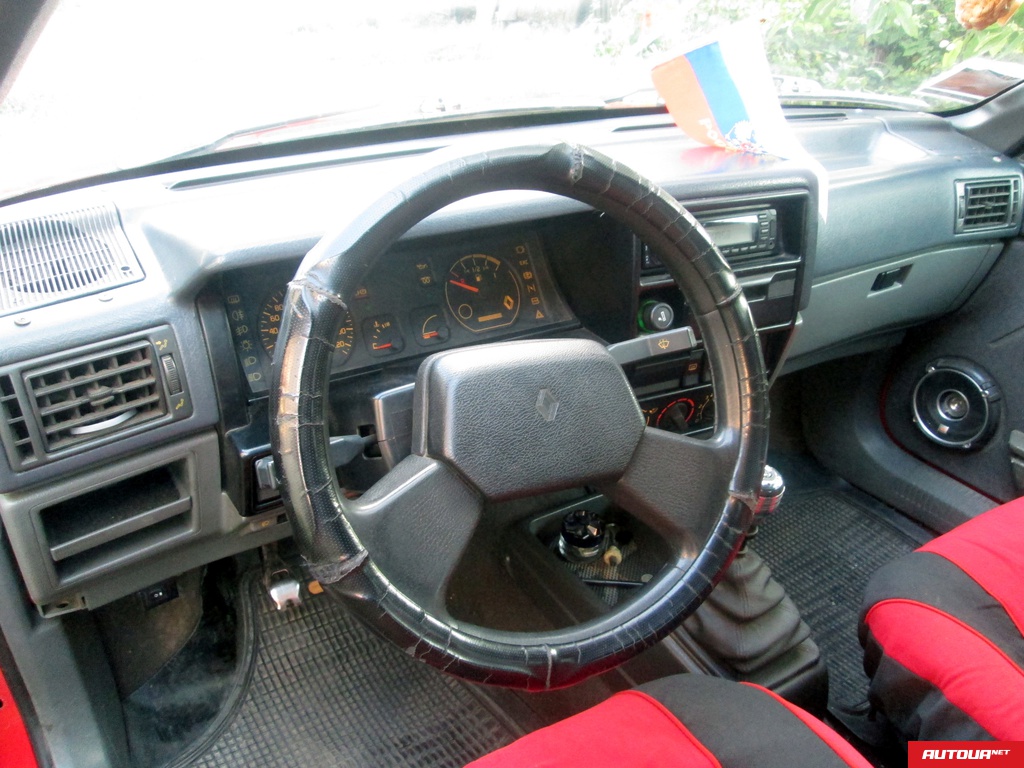 Renault 19 Chamade 1992 года за 40 000 грн в Макеевке