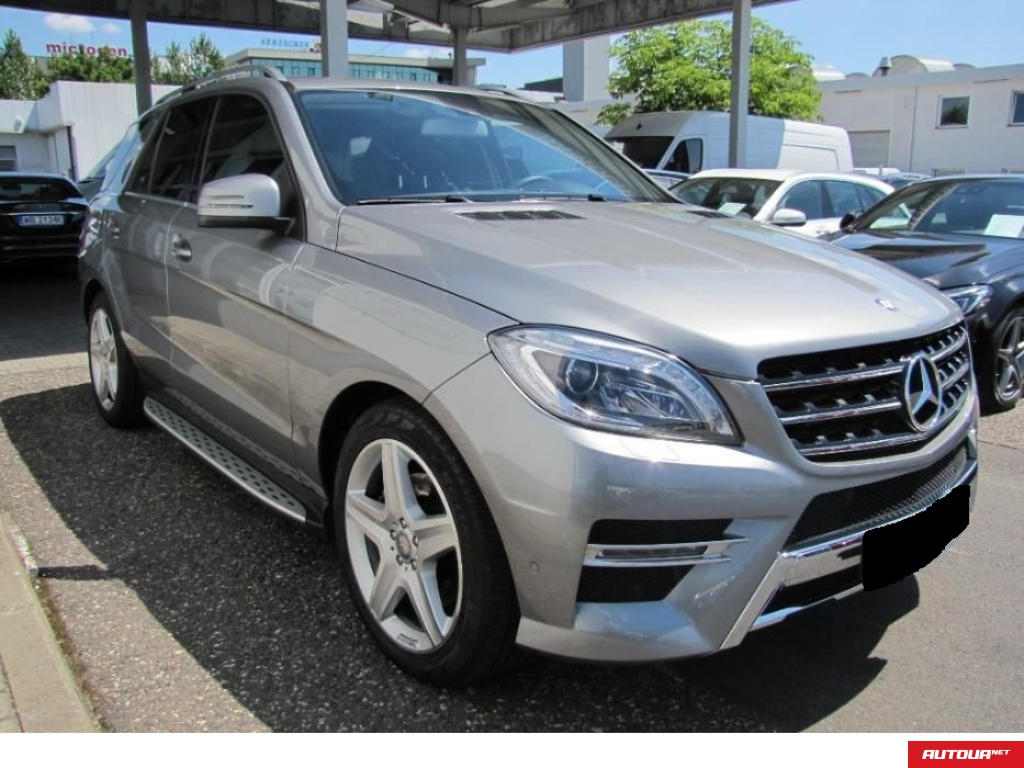 Mercedes-Benz ML 350  2014 года за 1 046 859 грн в Киеве