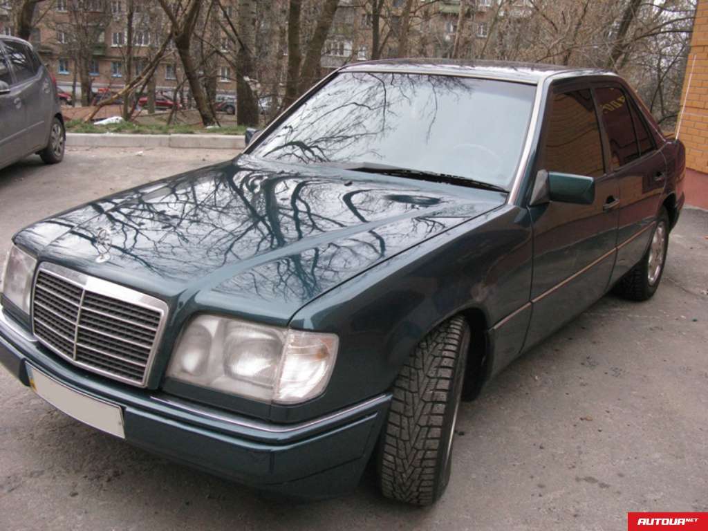 Mercedes-Benz E-Class Elegance 1995 года за 134 968 грн в Киеве