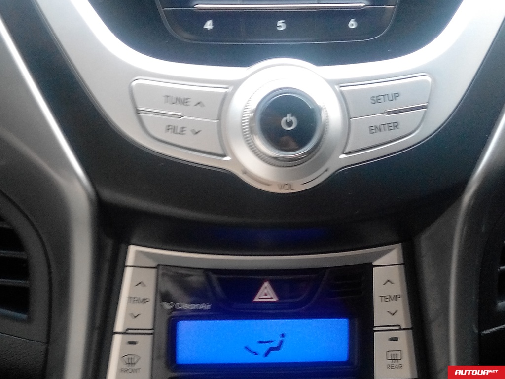 Hyundai Elantra 1,8 МТ Comfort 2011 года за 391 407 грн в Киеве