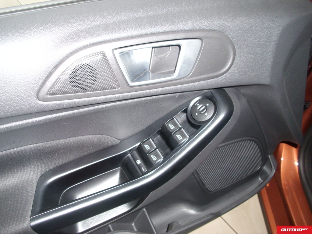 Ford Fiesta Comfort 2015 года за 373 576 грн в Виннице