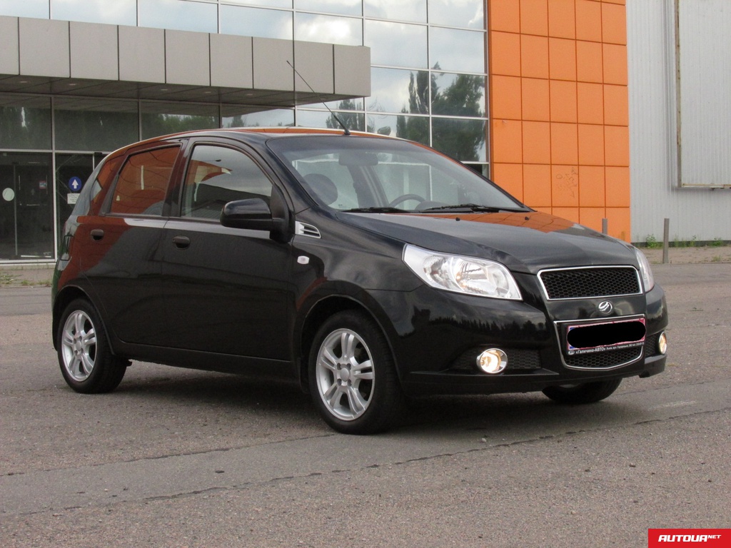 Chevrolet Aveo 1.4 хэтч АКПП 2014 года за 187 725 грн в Киеве