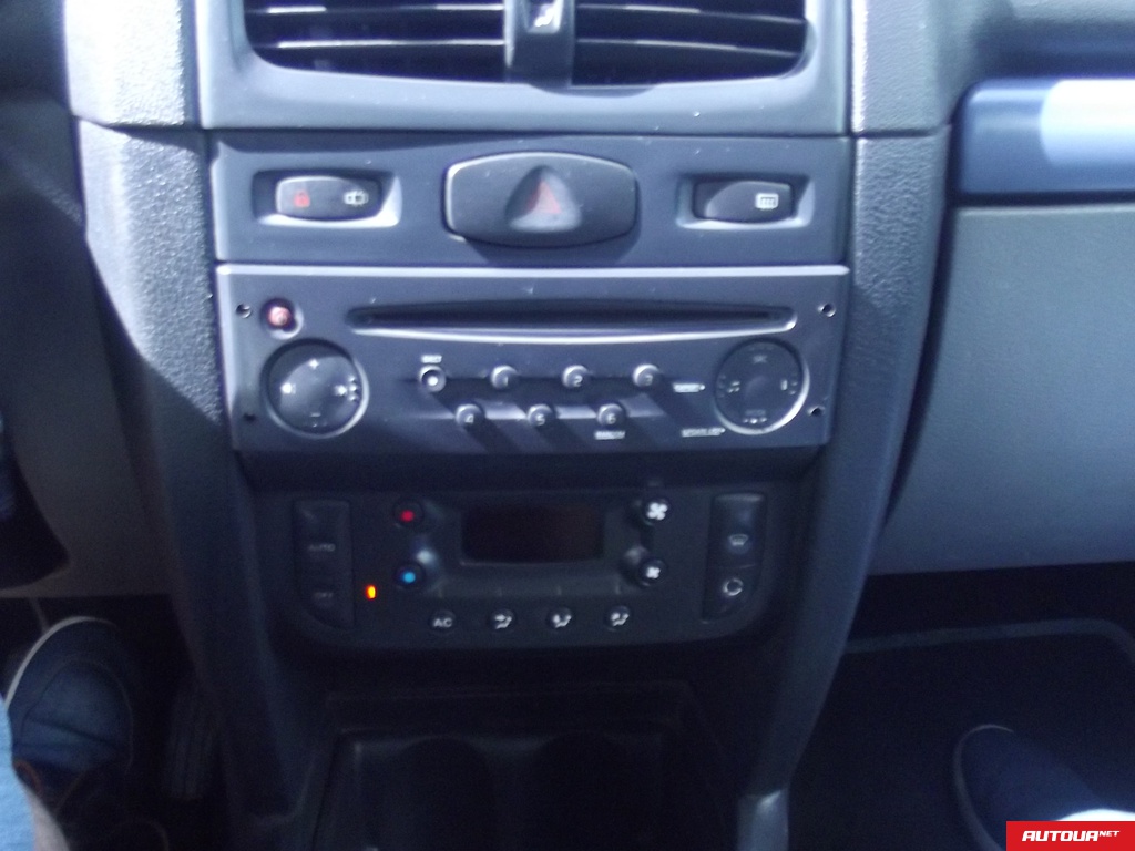 Renault Clio 1,4 Механика, Бензин 2006 года за 123 858 грн в Донецке