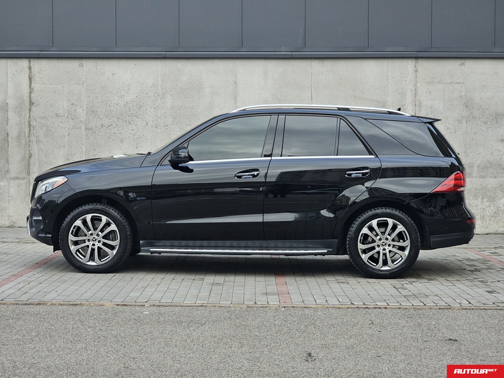 Mercedes-Benz GLE 500  2018 года за 1 005 738 грн в Киеве