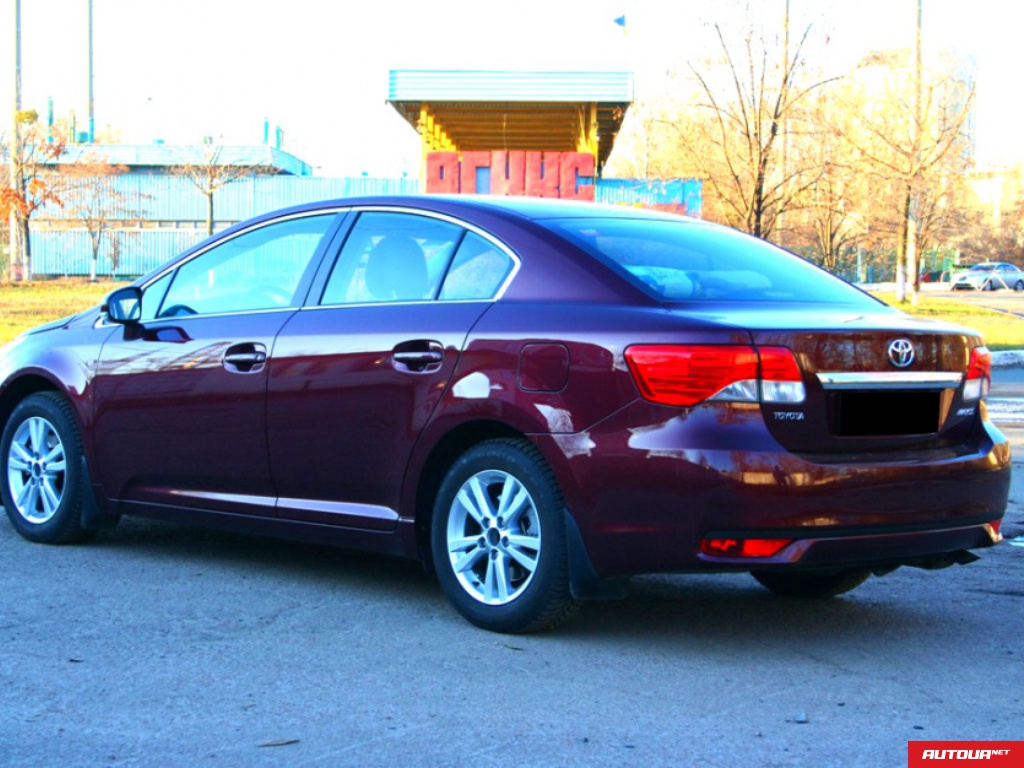 Toyota Avensis  2012 года за 534 473 грн в Киеве