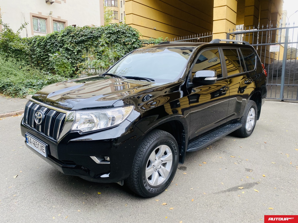 Toyota Land Cruiser Prado Comfort 2018 года за 829 755 грн в Киеве