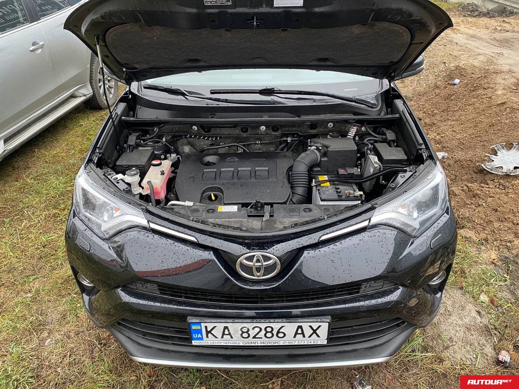 Toyota RAV4 2.0 2016 года за 553 170 грн в Киеве
