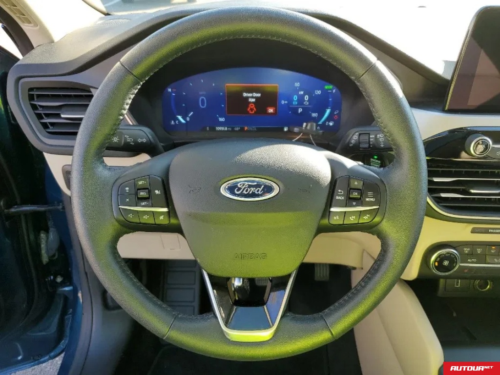 Ford Escape  2020 года за 377 161 грн в Киеве