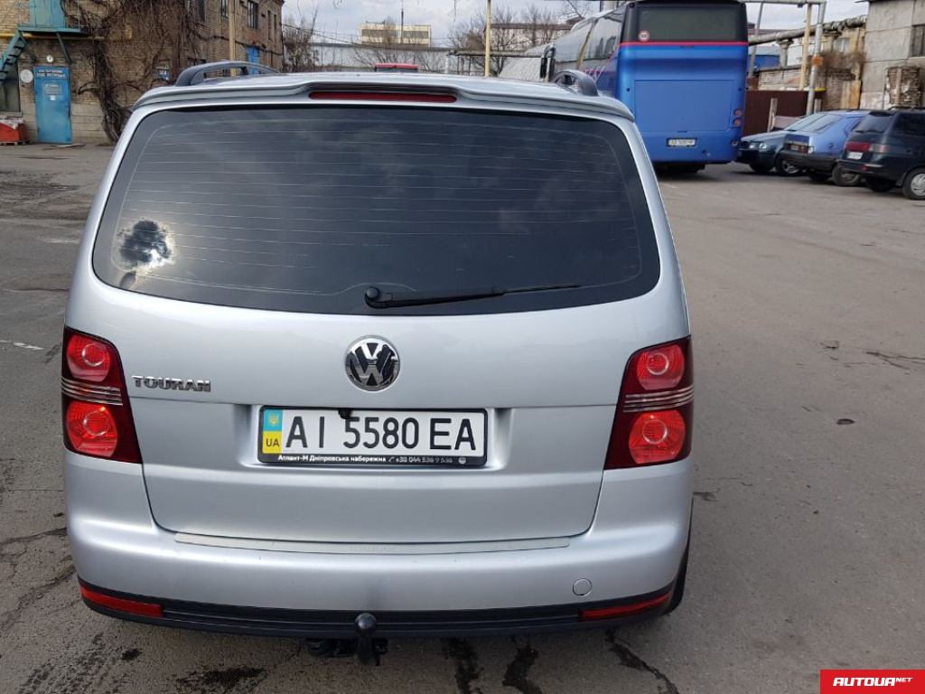 Volkswagen Touran  2008 года за 228 811 грн в Киеве