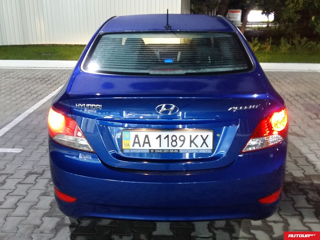 Hyundai Accent 1.4 AT Comfort 2011 года за 310 426 грн в Киеве