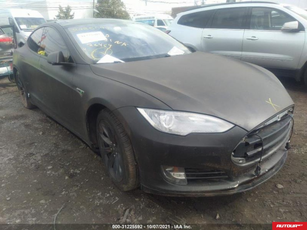 Tesla Model S  2014 года за 326 873 грн в Львове