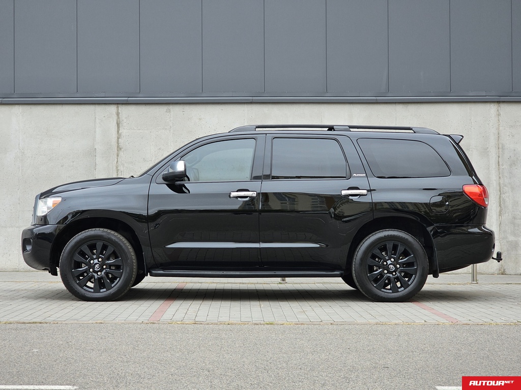 Toyota Sequoia Platinum 2016 года за 880 018 грн в Киеве