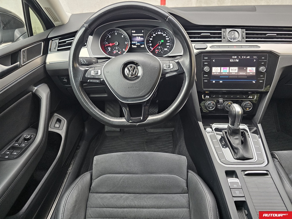 Volkswagen Passat  2017 года за 578 289 грн в Киеве