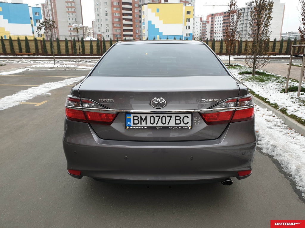 Toyota Camry Elegance 2015 года за 610 582 грн в Киеве