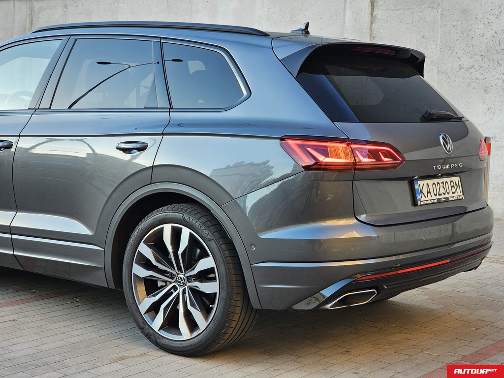 Volkswagen Touareg R-Line+Platinum 2020 года за 1 395 472 грн в Киеве