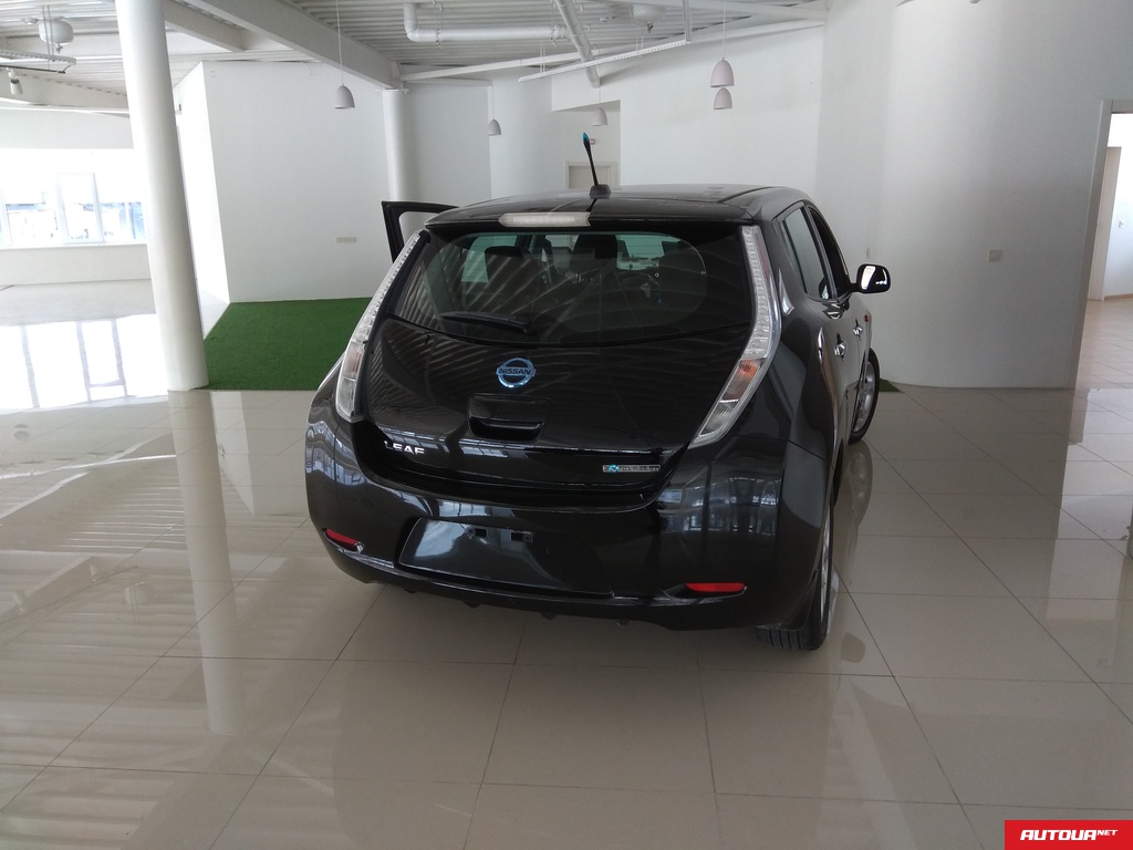 Nissan Leaf SV 2013 года за 402 055 грн в Киеве