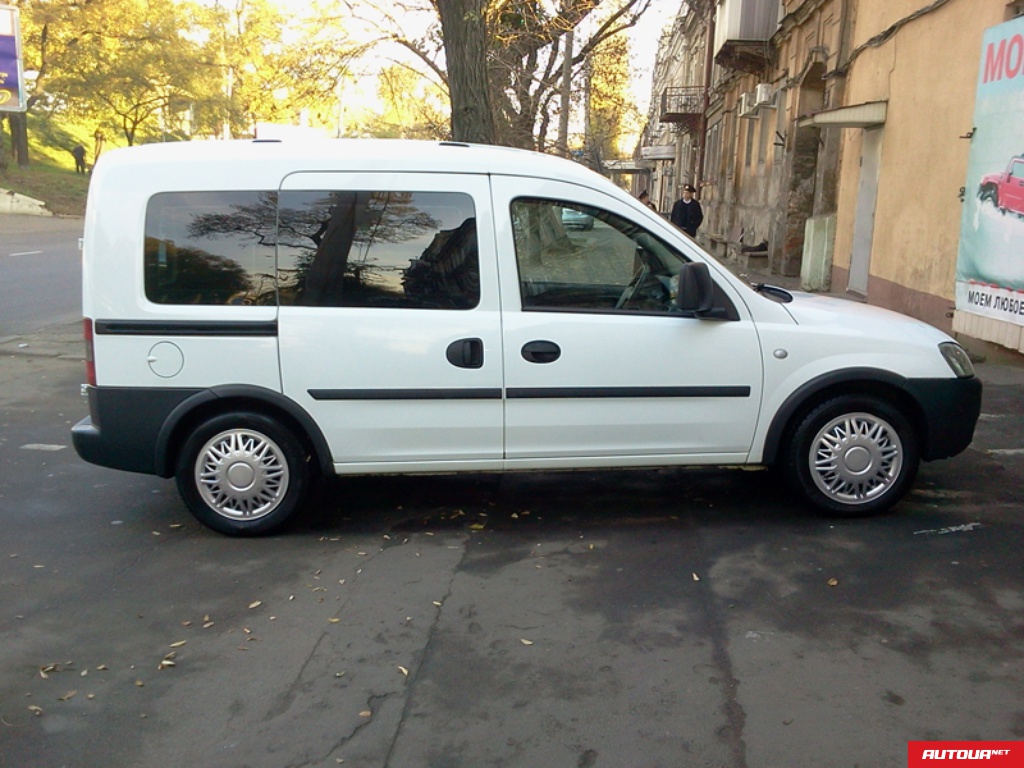 Opel Combo пассажир 2008 года за 264 537 грн в Одессе