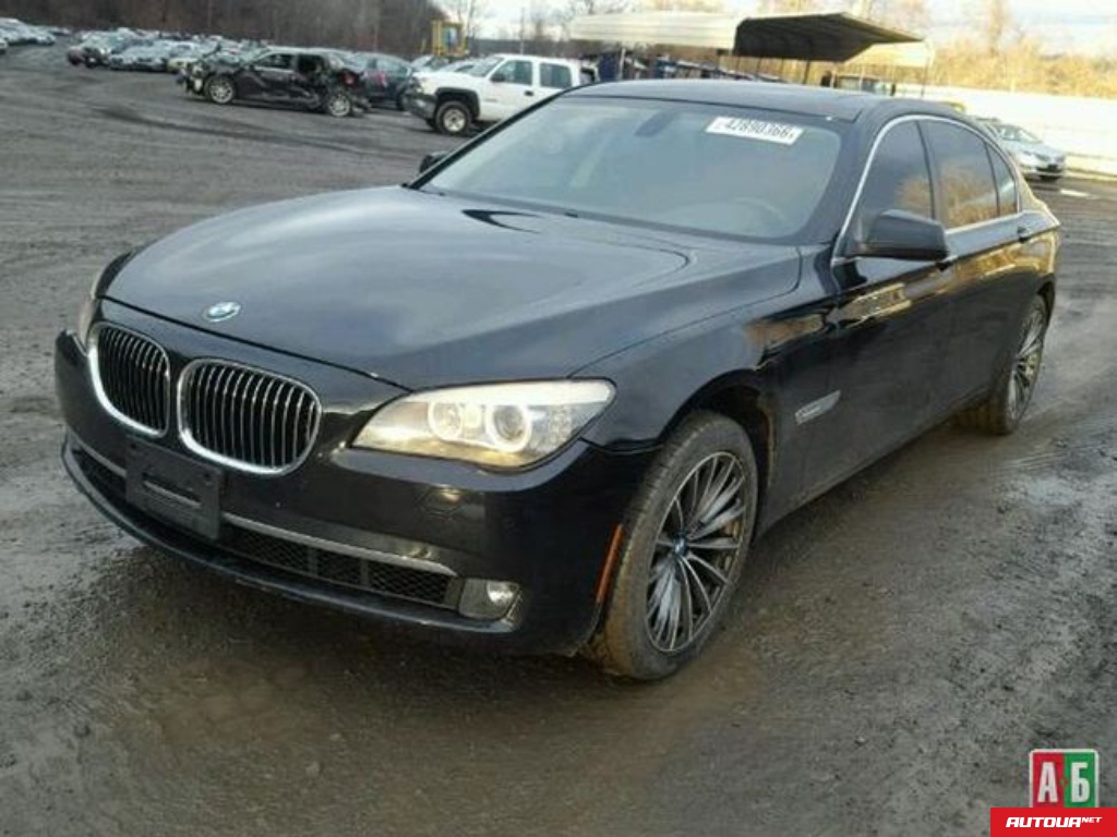 BMW 740i  2012 года за 342 819 грн в Днепре